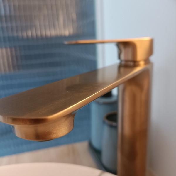 bed-breakfast-b-b-Kortrijk-Blue-Room